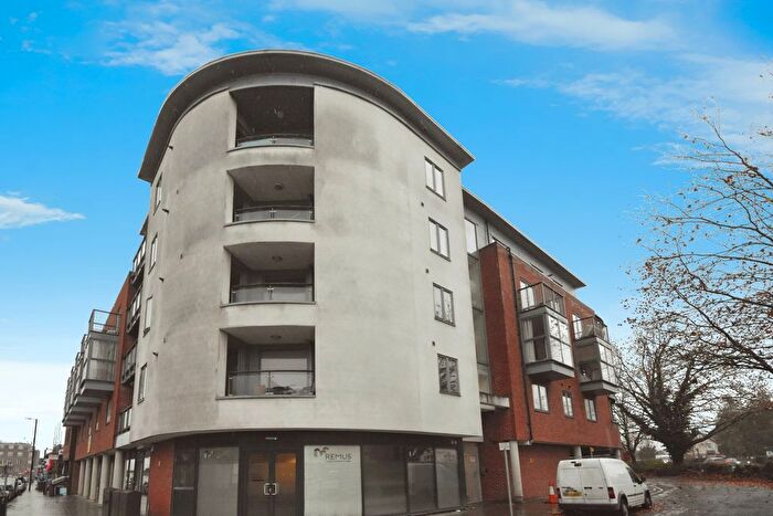 1 Bedroom Flat For Sale In Broomfield Road, Chelmsford, Essex, CM1