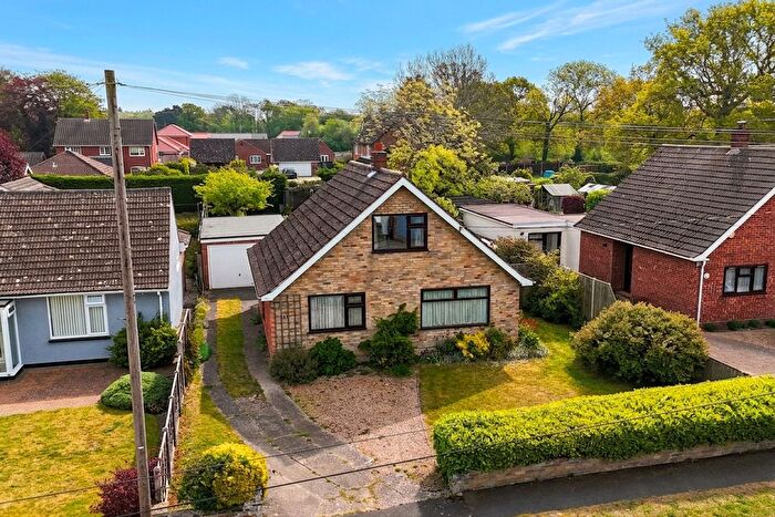 4 Bedroom Detached Bungalow For Sale In South Wood Drive, Caistor St. Edmund, Norwich, NR14