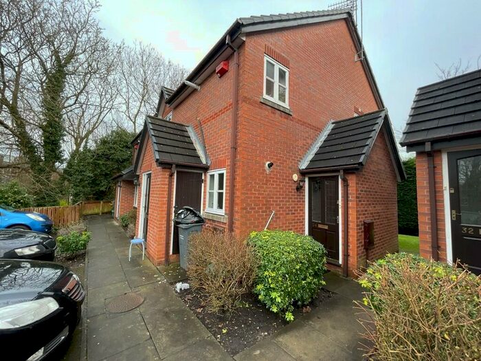 2 Bedroom Apartment To Rent In Anchorside Close, Chorlton, M21