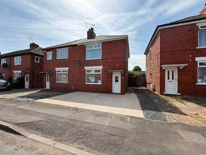 2 Bedroom House For Sale In Bottesford Avenue, Scunthorpe, DN16