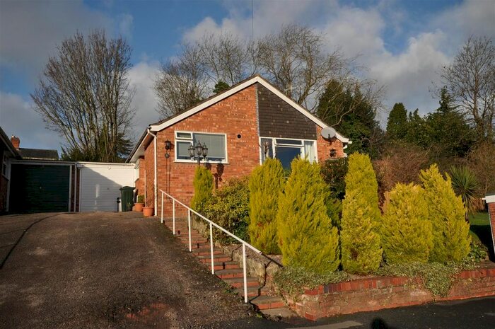 2 Bedroom Detached Bungalow To Rent In Mayflower Close, Malvern, WR14