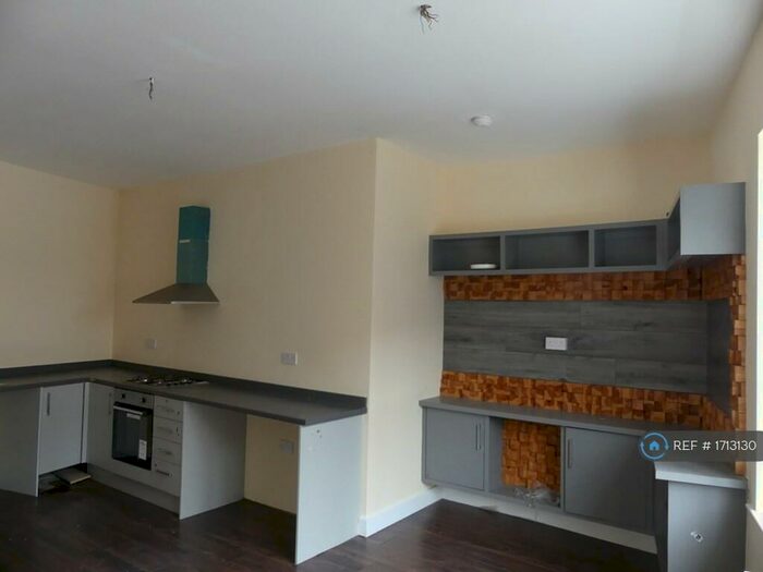1 Bedroom Flat To Rent In St. James's Street, Burnley, BB11