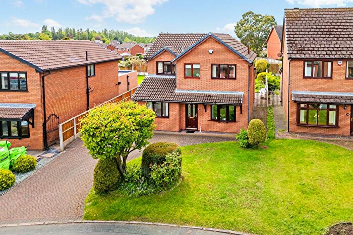 4 Bedroom Detached House For Sale In Bembridge Close, Widnes, WA8