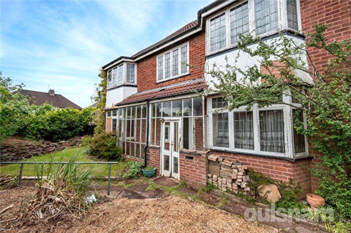 3 Bedroom Detached House For Sale In Hazel Croft, Northfield, Birmingham, West Midlands, B31
