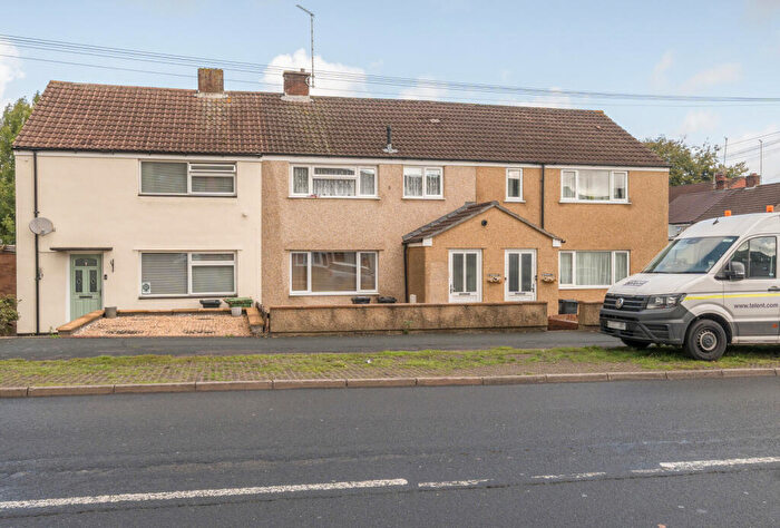 2 Bedroom Apartment For Sale In New Cheltenham Road, Bristol, South Gloucestershire, BS15