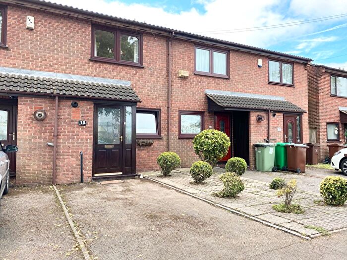 2 Bedroom Property To Rent In Crest View, Nottingham, NG5