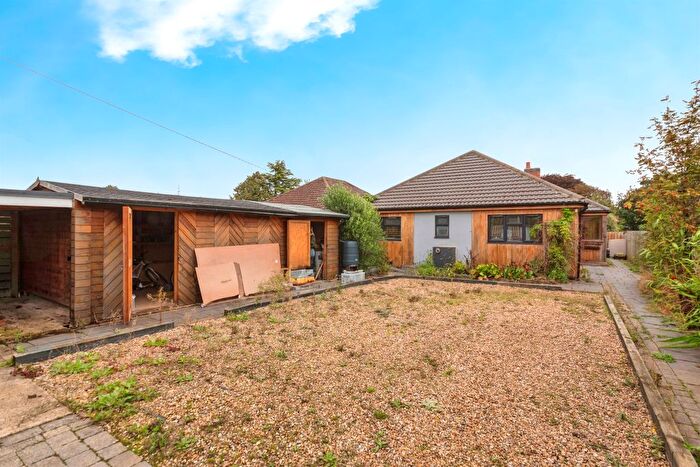 4 Bedroom Detached Bungalow For Sale In Frieston Path, Caythorpe, Grantham, NG32