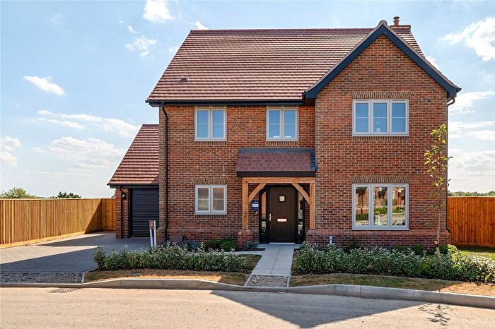 4 Bedroom Detached House For Sale In Tower House Farm, Mortimer, Reading, RG7