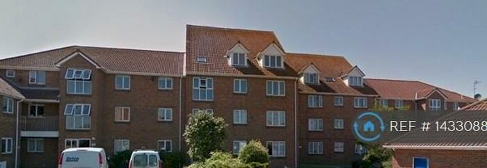 2 Bedroom Flat To Rent In Collingwood Close, Eastbourne, BN23