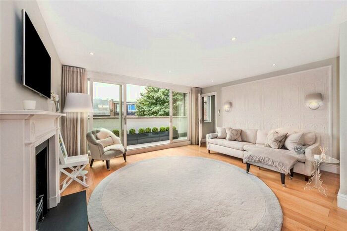2 Bedroom Penthouse To Rent In Carlingford Road, Hampstead, NW3