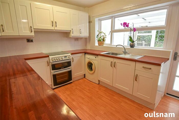 3 Bedroom Terraced House For Sale In Brassie Close, Birmingham, West Midlands, B38