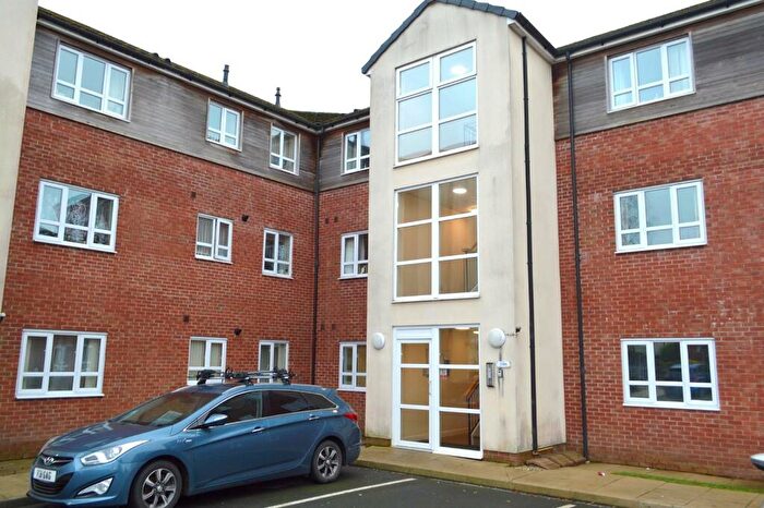 2 Bedroom Flat To Rent In Alder Grove, Ingol, Preston, PR2