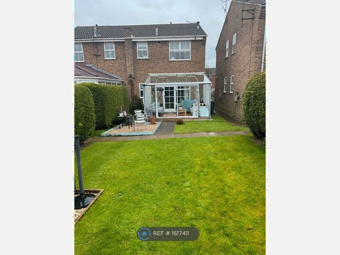 1 Bedroom Semi-Detached House To Rent In Barn Close, Nottingham, NG12