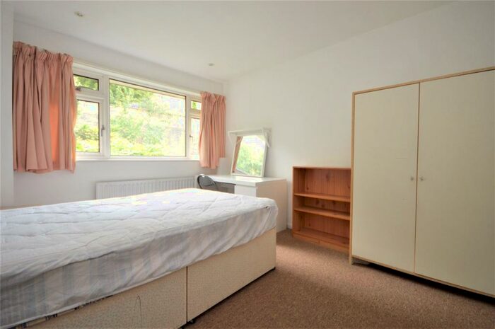 3 Bedroom Terraced House To Rent In Alpine Gardens, Bath, Somerset, BA1