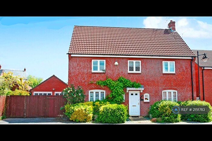 4 Bedroom Detached House To Rent In Chivers Road, Devizes, SN10