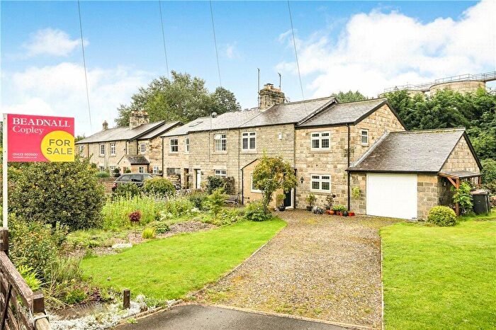 3 Bedroom Semi-Detached House For Sale In Bridge End Cottages, Birstwith, Harrogate, HG3