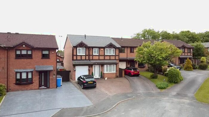 5 Bedroom Detached House For Sale In Stainton Road, Radcliffe, Manchester, M26