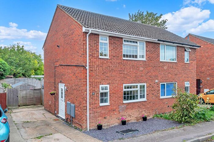 2 Bedroom Semi-Detached House For Sale In Russet Way, Melbourn, SG8
