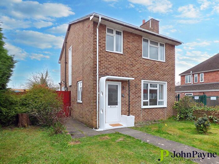 3 Bedroom Detached House To Rent In Watercall Avenue, Styvechale, Coventry, CV3