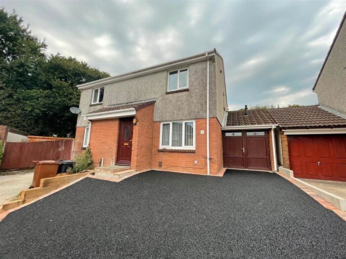 3 Bedroom Semi-Detached House To Rent In Woolwell, Plymouth, PL6