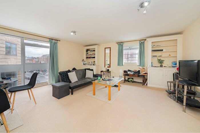 1 Bedroom Flat To Rent In Macbeth Street, London, W6