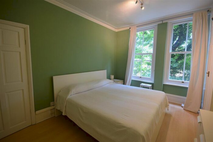 1 Bedroom Flat To Rent In Sutton Court, Fauconberg Road, London, W4