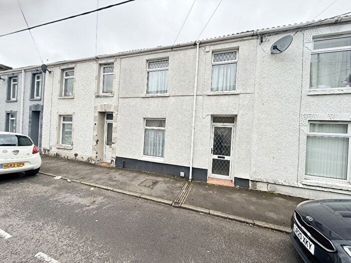 3 Bedroom Terraced House For Sale In Cambrian Place, Pontarddulais, SA4
