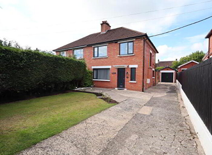 3 Bedroom Semi-Detached House For Sale In Knockfergus Park, Carrickfergus, BT38
