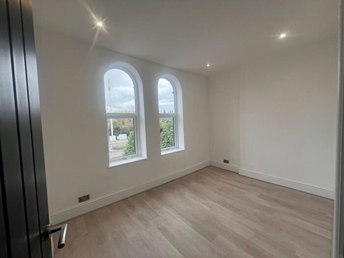 1 Bedroom Flat To Rent In Manchester Road, Denton, M34