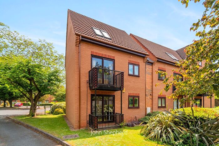 2 Bedroom Flat For Sale In Avocet Wharf, Nottingham, Nottinghamshire, NG7