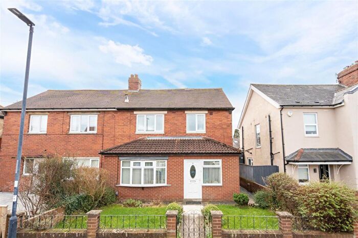 3 Bedroom Semi Detached House For Sale In Avondale Avenue, Newcastle Upon Tyne, NE12