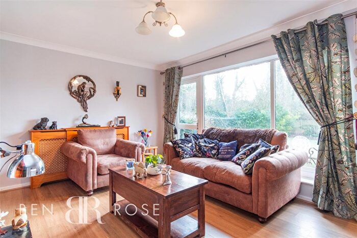 3 Bedroom Detached Bungalow For Sale In Cumberland Avenue, Leyland, PR25