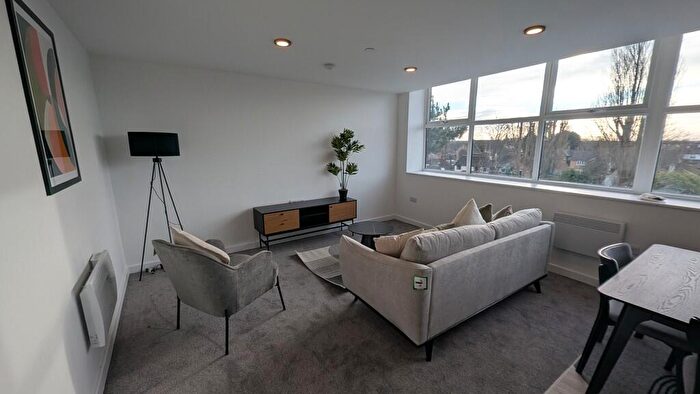 2 Bedroom Apartment To Rent In Apartment Carnation Place, NG9