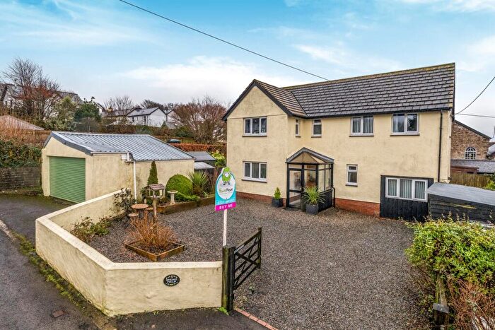 3 Bedroom Detached House For Sale In South View, Barnstaple, Devon, EX31