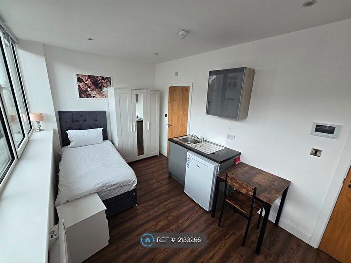 Studio To Rent In Tontine Street, Stoke-On-Trent, ST1