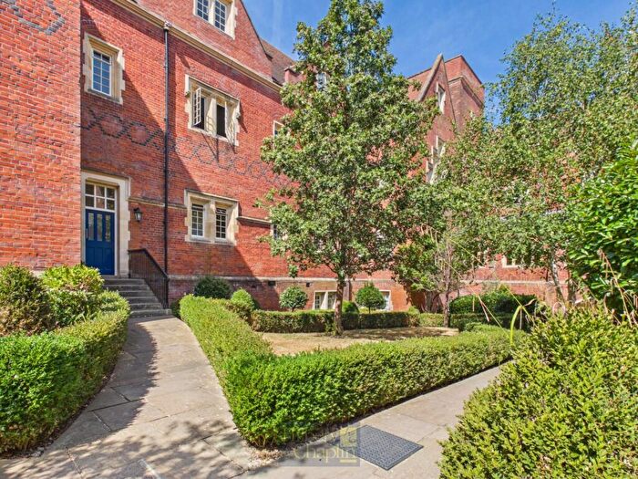 1 Bedroom Apartment To Rent In Tudor Court The Galleries, Warley, Brentwood, Essex, CM14