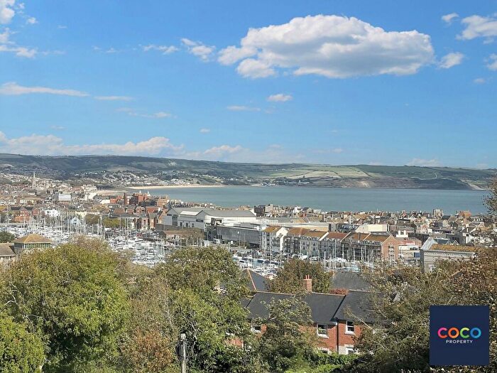 1 Bedroom Property For Sale In Wyke Road, Weymouth, DT4