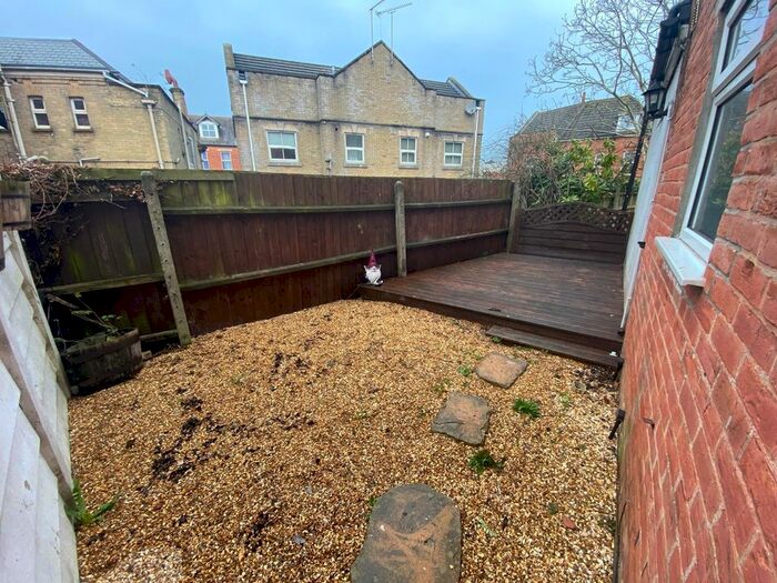 1 Bedroom Flat To Rent In Richmond Park Road, Bournemouth, BH8