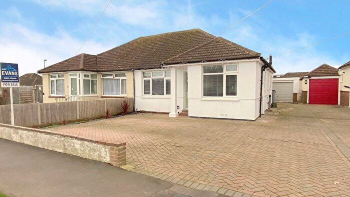 3 Bedroom Bungalow For Sale In Elms Drive, Lancing, West Sussex, BN15