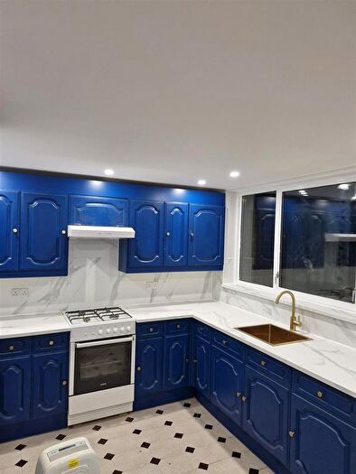 3 Bedroom Terraced House To Rent In Barns Lane, Walsall, WS4