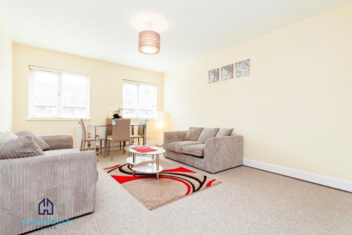 2 Bedroom Flat To Rent In High Road, London, N15