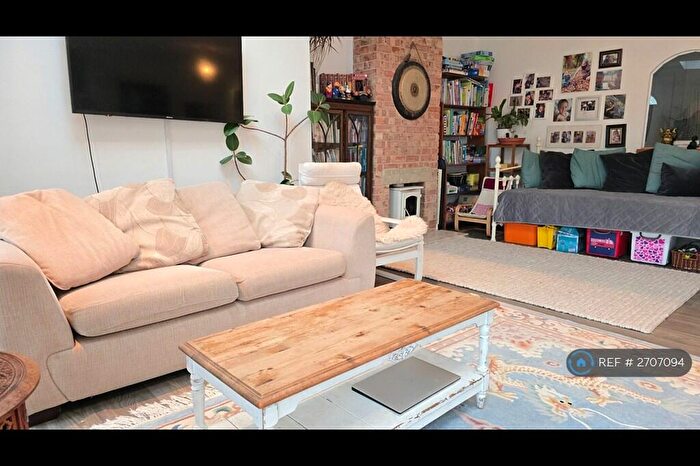 4 Bedroom Semi-Detached House To Rent In Mortimer Road, Grazeley, Reading, RG7