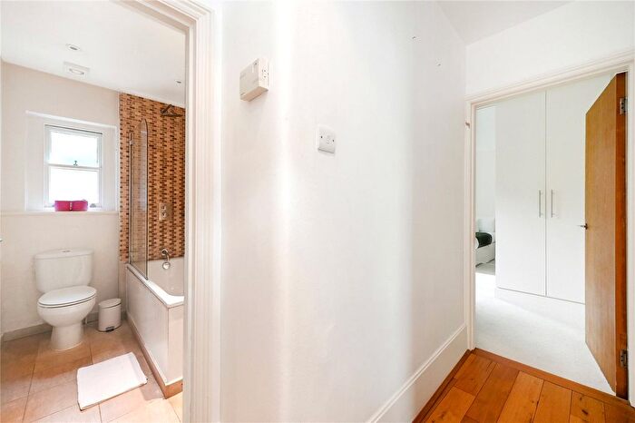 1 Bedroom Flat To Rent In Warwick Chambers, Pater Street, London, W8