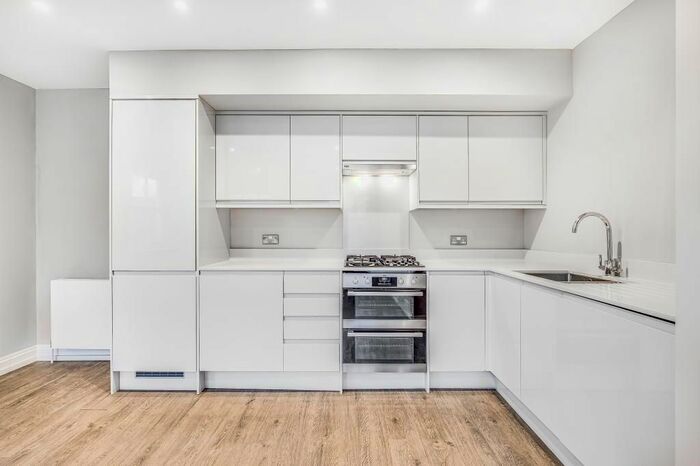 1 Bedroom Flat To Rent In Putney High Street, London, SW15