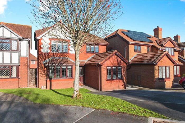 4 Bedroom Detached House For Sale In Berrybrook Meadow, Exminster, Exeter, Devon, EX6