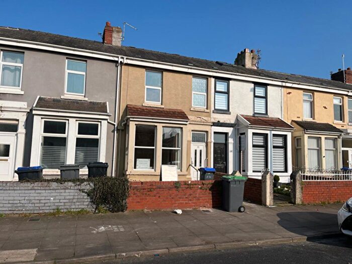 2 Bedroom Property To Rent In Gorton Street, Blackpool, Lancashire, FY1