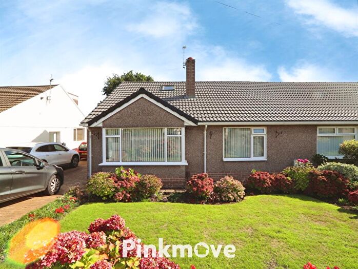3 Bedroom Semi-Detached Bungalow For Sale In Cefn Court, Rogerstone, Newport, NP10