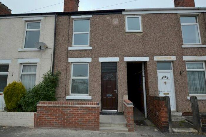 3 Bedroom Terraced House To Rent In King Street North, Chesterfield, S41