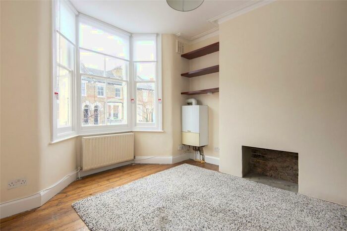 2 Bedroom Flat To Rent In Mabley Street, London, E9