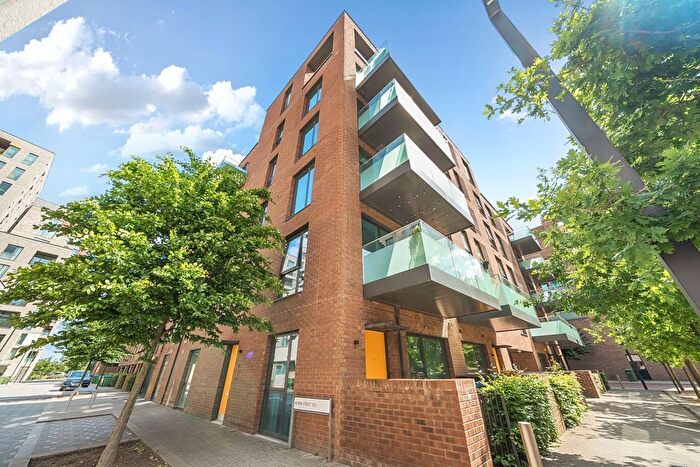 3 Bedroom Flat To Rent In Golden Anchor House, North Greenwich, SE10
